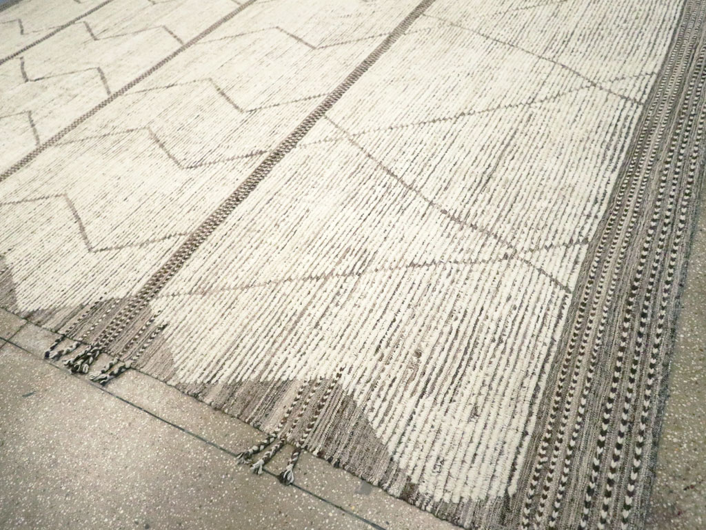 Moroccan Inspired Contemporary Turkish Large Room Size Carpet, No.30801 - Gsblank