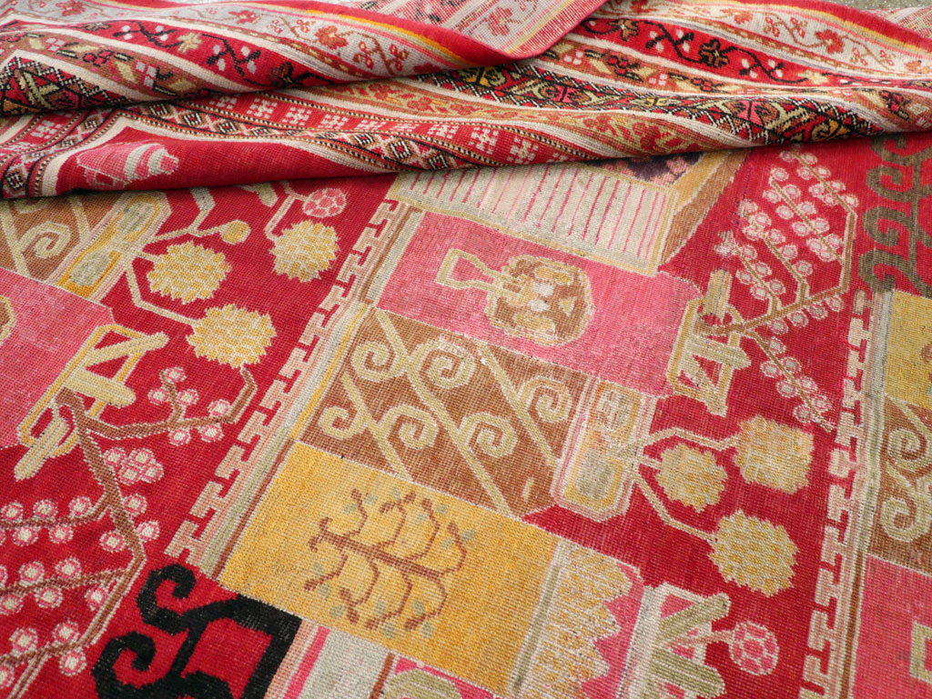Antique East Turkestan Pictorial Vase Khotan Small Room Size Carpet, No.30818 - Gsblank