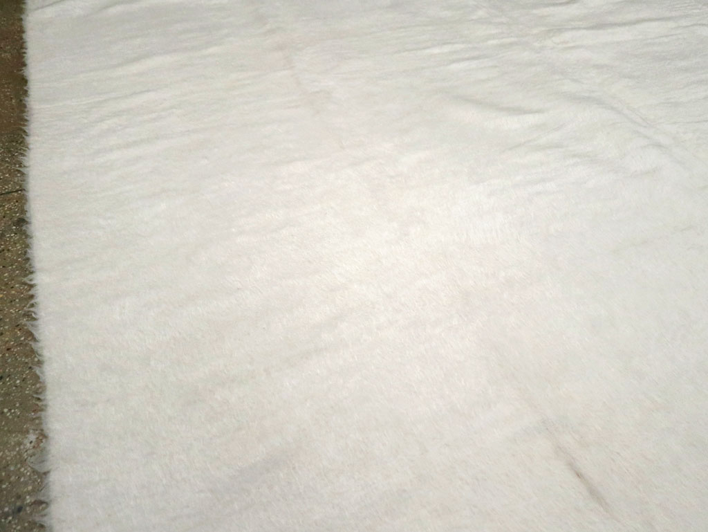 Contemporary Turkish Mohair Room Size Carpet, No.30822 - Gsblank