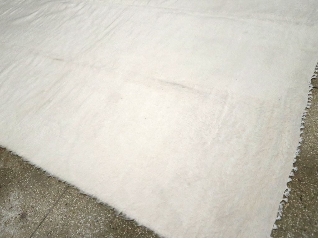 Contemporary Turkish Mohair Room Size Carpet, No.30822 - Gsblank