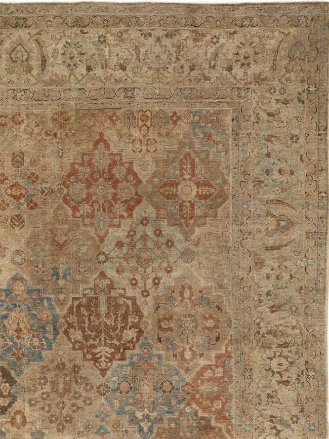 Antique Persian Tabriz Room Size Carpet, No.30840 - Gsblank