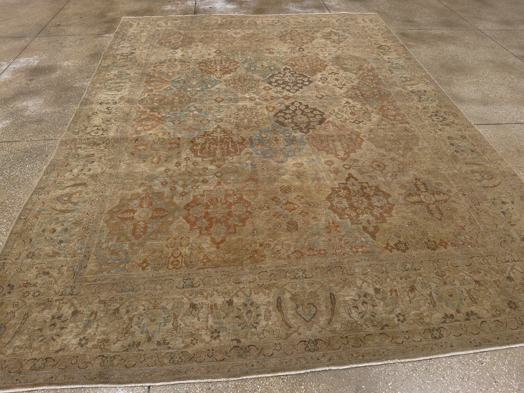 Antique Persian Tabriz Room Size Carpet, No.30840 - Gsblank
