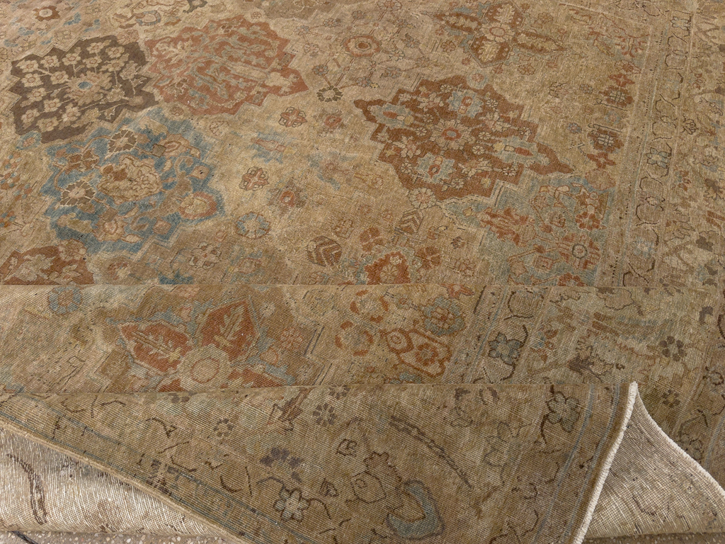 Antique Persian Tabriz Room Size Carpet, No.30840 - Gsblank