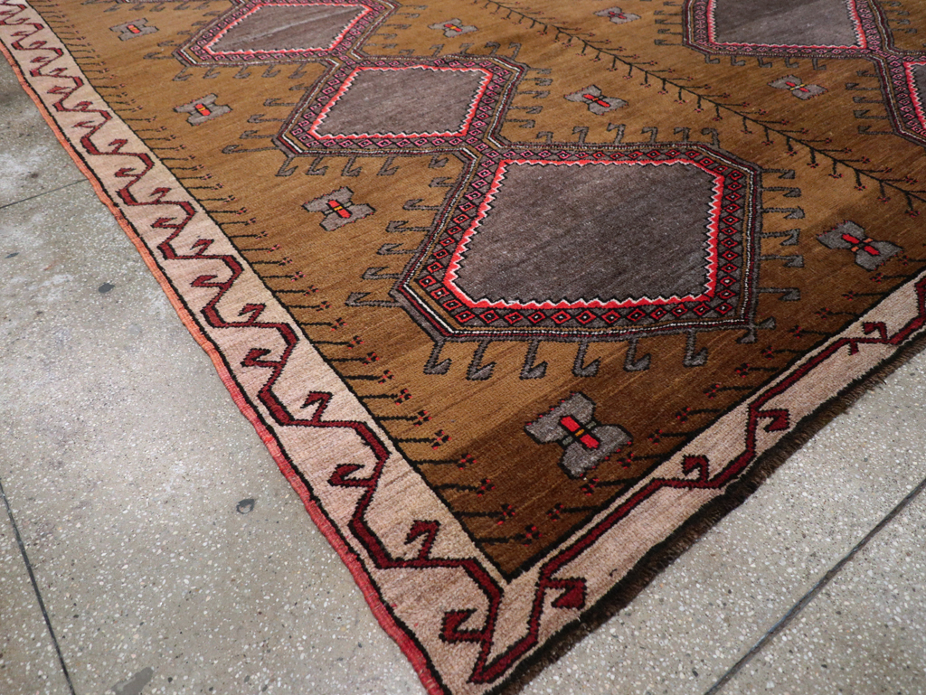 Vintage Turkish Anatolian Tribal Room Size Carpet, No.30851 - Gsblank
