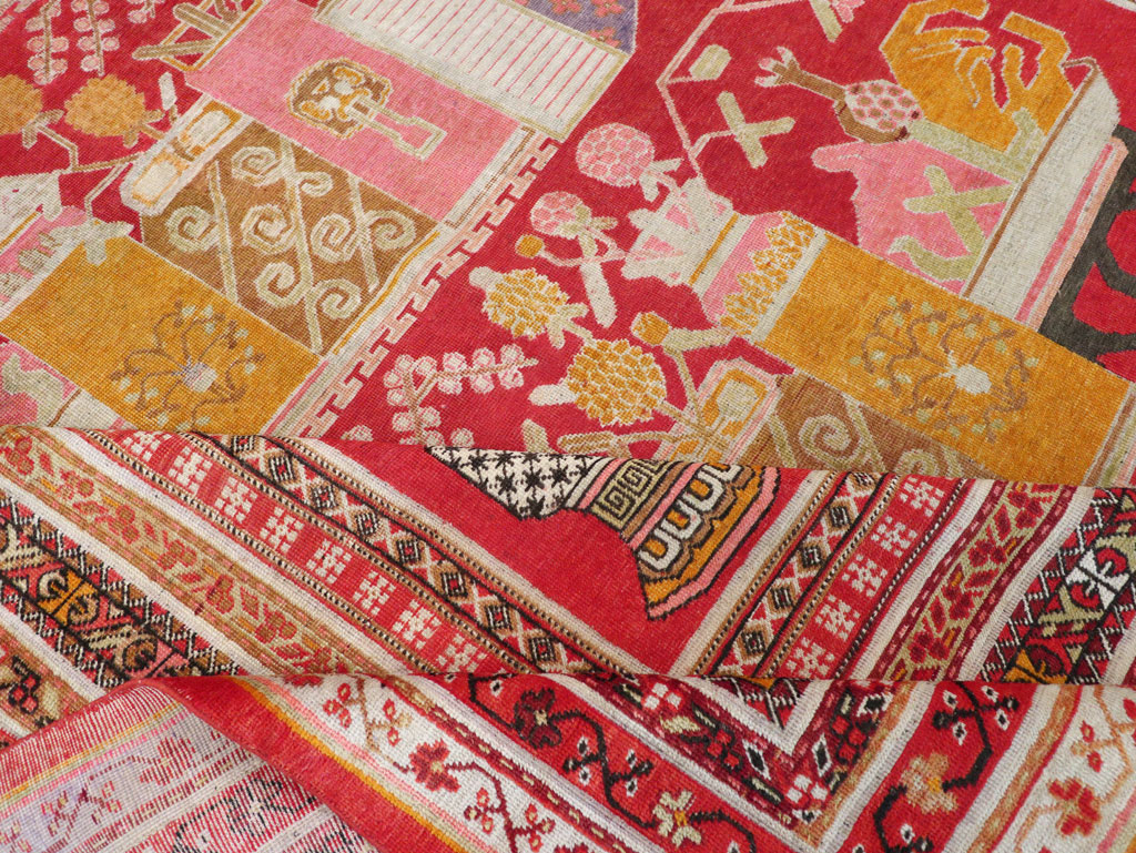 Antique East Turkestan Pictorial Vase Khotan Room Size Carpet, No.30852 - Gsblank