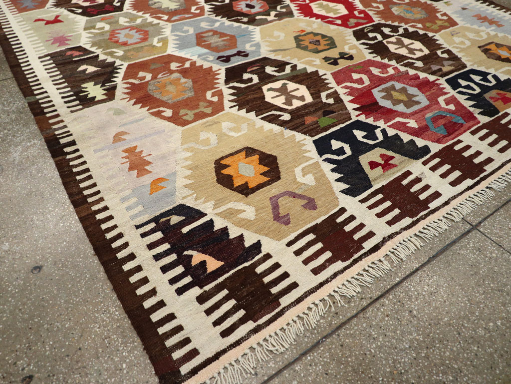 Contemporary Turkish Flatweave Kilim Room Size Carpet, No.30863 - Gsblank