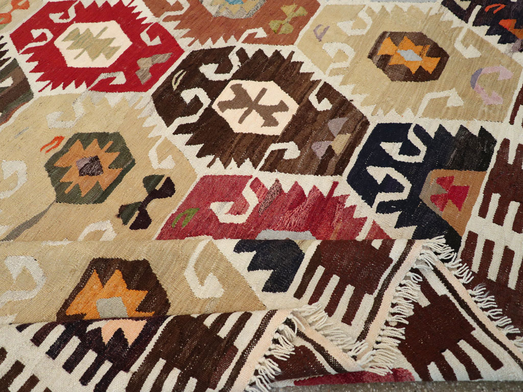 Contemporary Turkish Flatweave Kilim Room Size Carpet, No.30863 - Gsblank