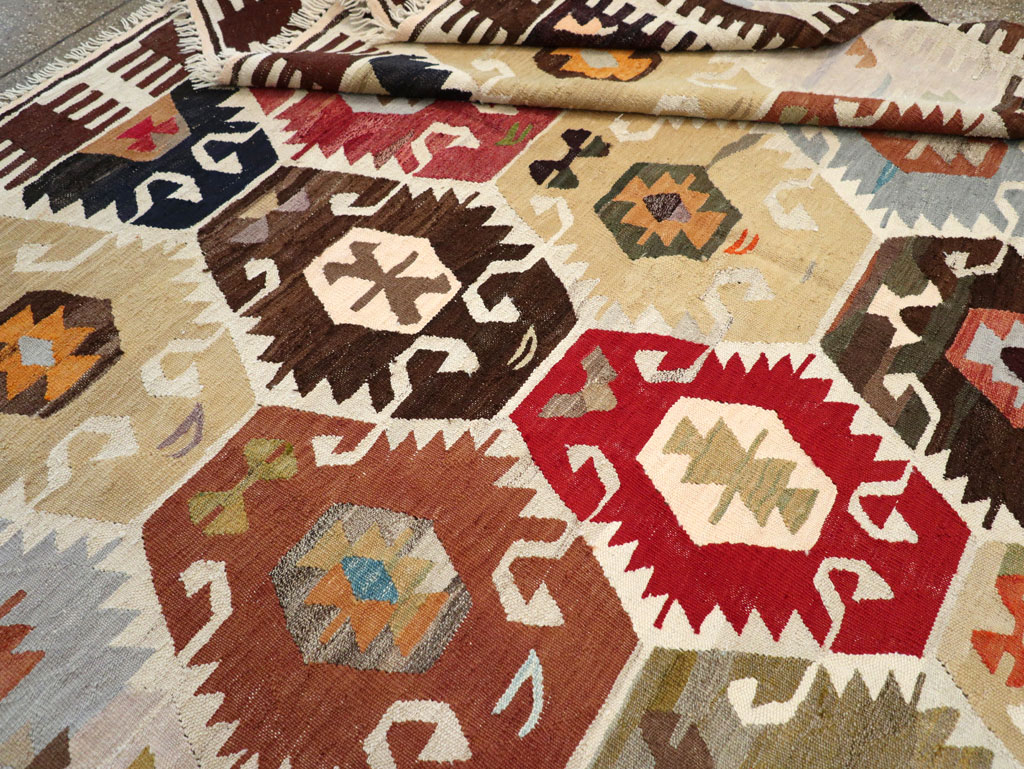 Contemporary Turkish Flatweave Kilim Room Size Carpet, No.30863 - Gsblank