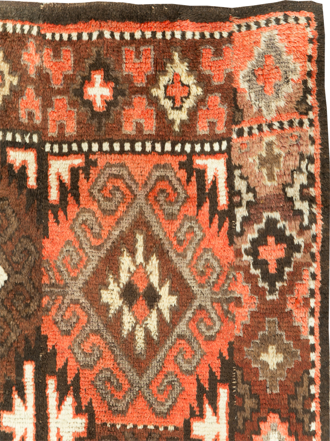 Vintage Central Asian Turkoman Gallery Rug, No.30878 - Gsblank