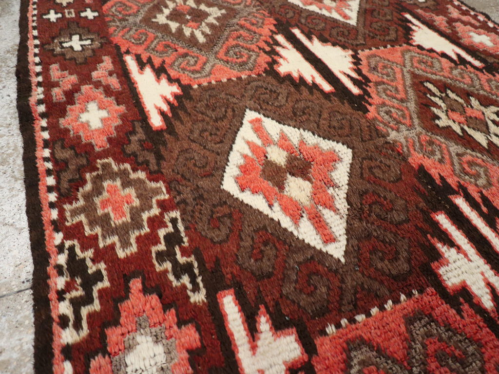 Vintage Central Asian Turkoman Gallery Rug, No.30878 - Gsblank