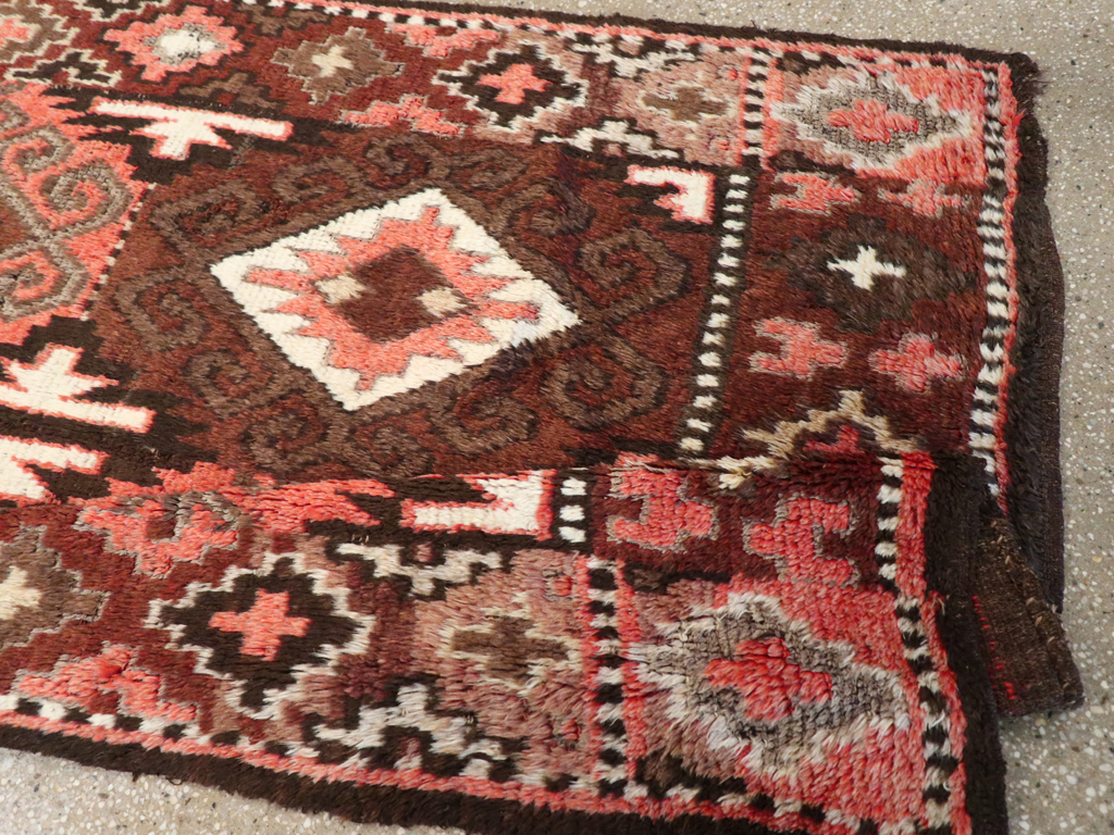 Vintage Central Asian Turkoman Gallery Rug, No.30878 - Gsblank
