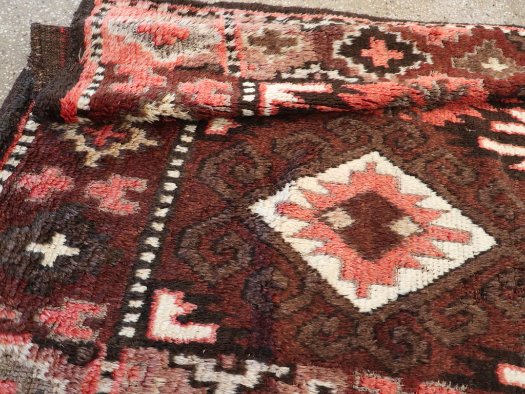 Vintage Central Asian Turkoman Gallery Rug, No.30878 - Gsblank