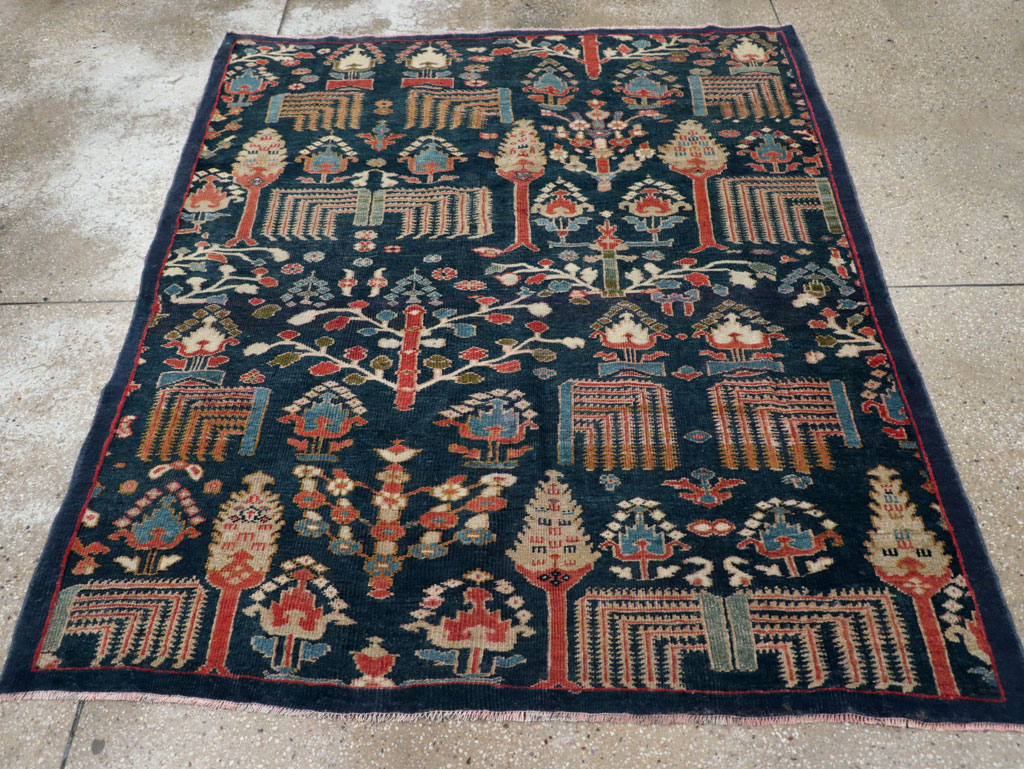 Antique Persian Sultanabad Rug, No.30879 - Gsblank