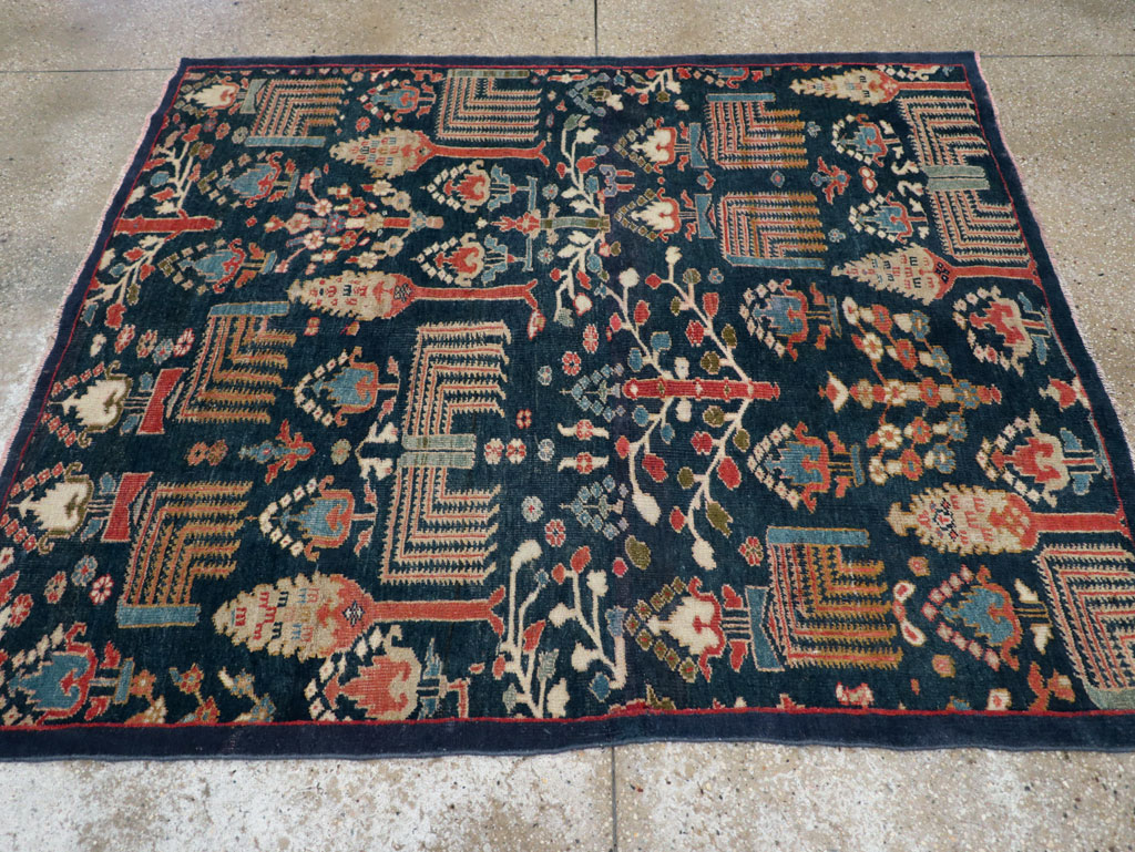 Antique Persian Sultanabad Rug, No.30879 - Gsblank