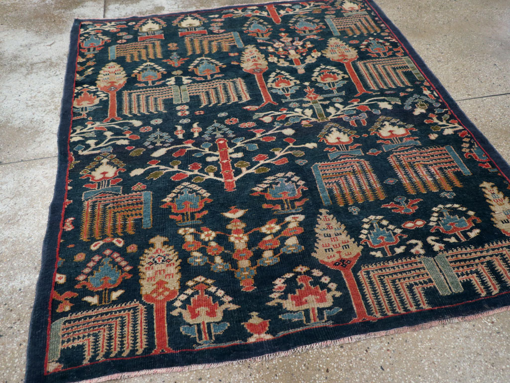 Antique Persian Sultanabad Rug, No.30879 - Gsblank