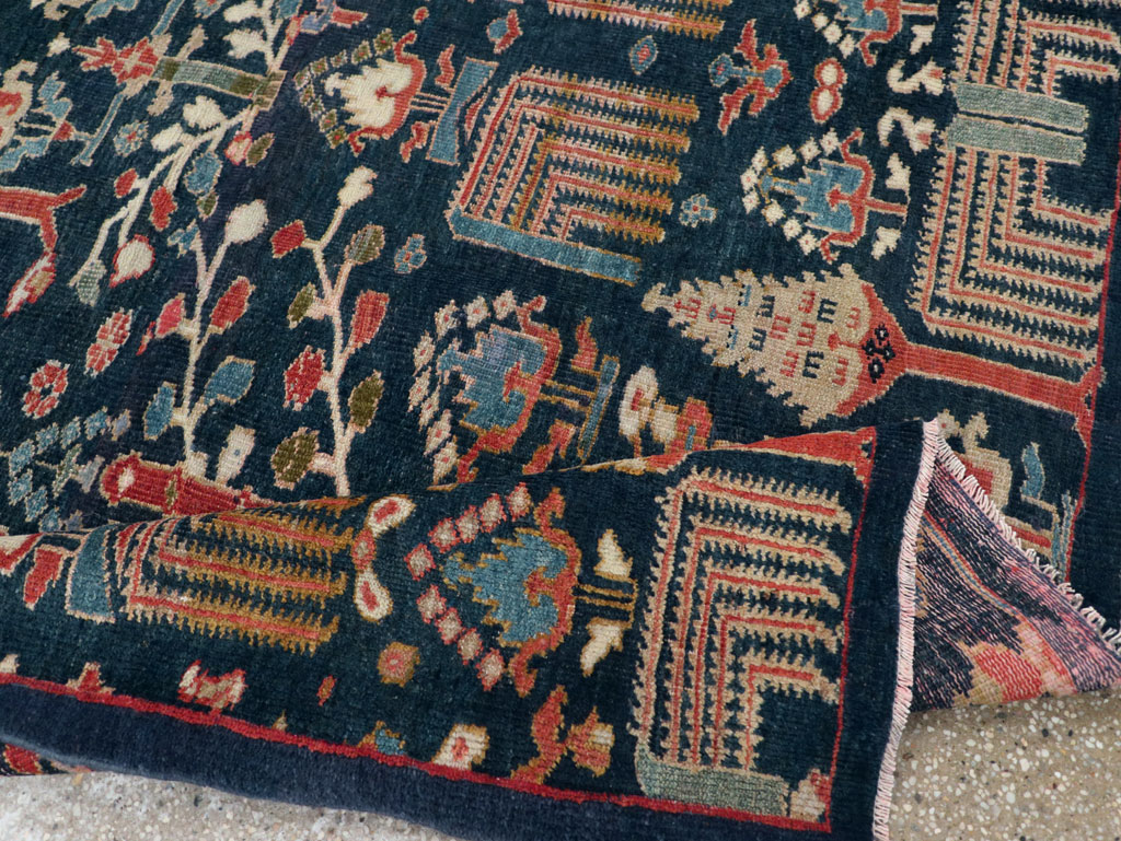 Antique Persian Sultanabad Rug, No.30879 - Gsblank