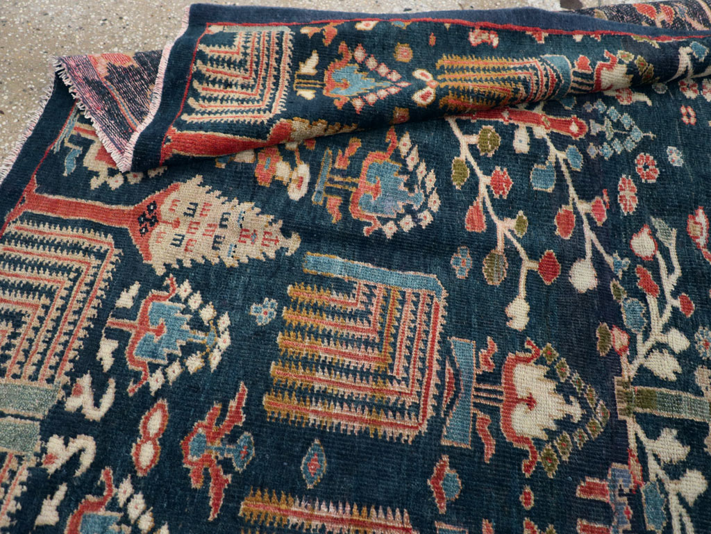 Antique Persian Sultanabad Rug, No.30879 - Gsblank