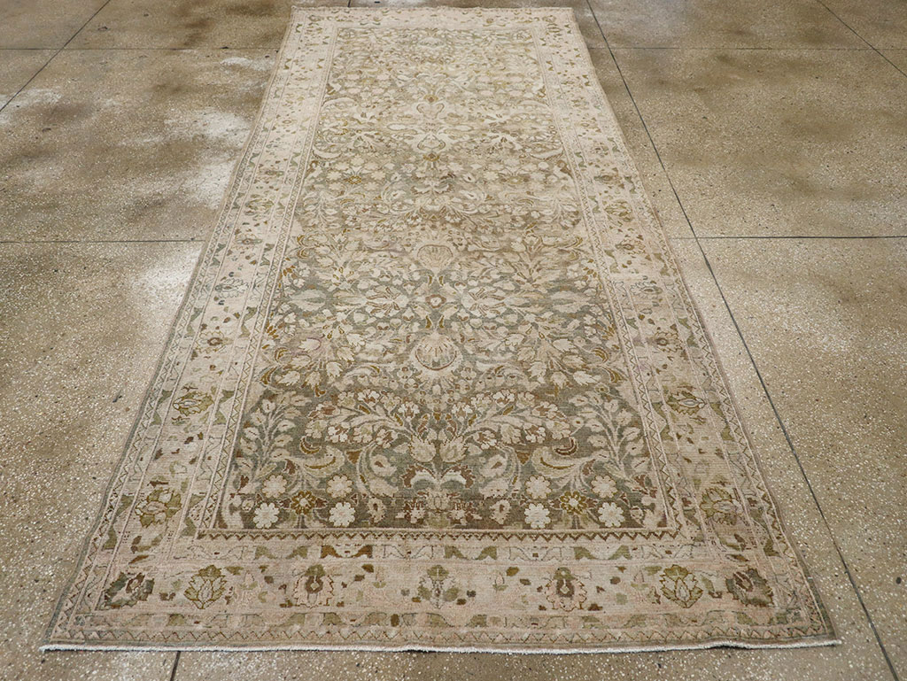 Vintage Persian Malayer Gallery Rug, No.30881 - Gsblank