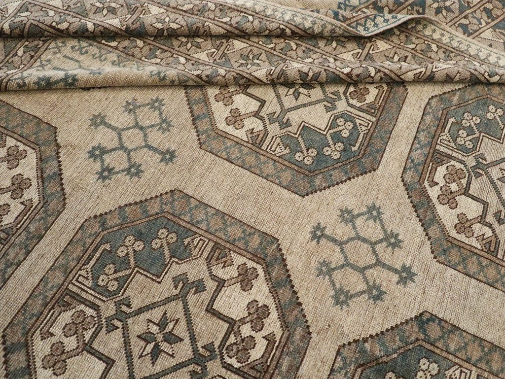 Vintage Central Asian Turkoman Small Room Size Tribal Carpet, No.30884 - Gsblank