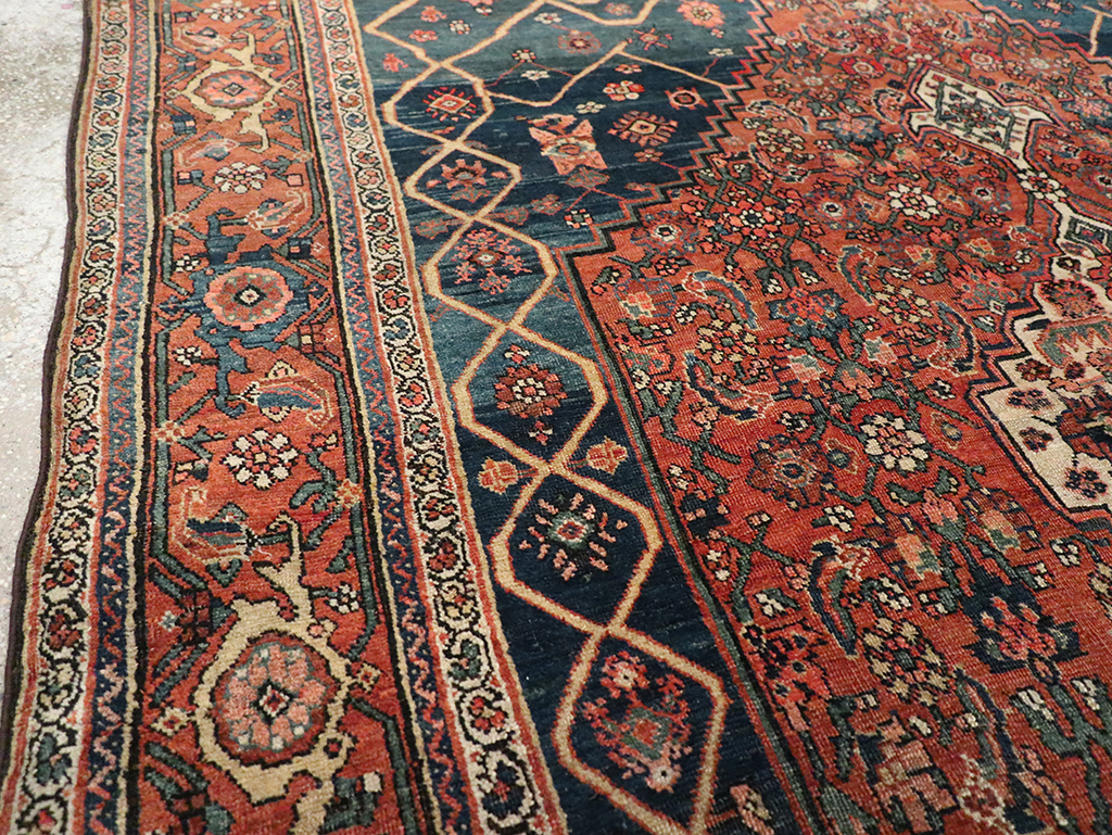 Antique Persian Bidjar Accent Rug, No.30899 - Gsblank