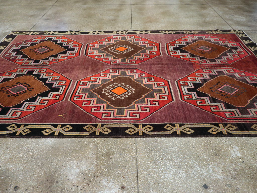 Vintage Turkish Anatolian Tribal Room Size Carpet, No.30907 - Gsblank