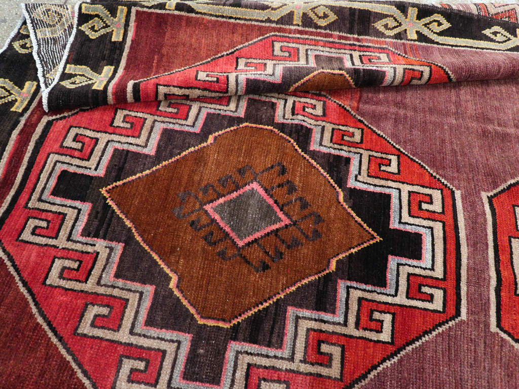 Vintage Turkish Anatolian Tribal Room Size Carpet, No.30907 - Gsblank