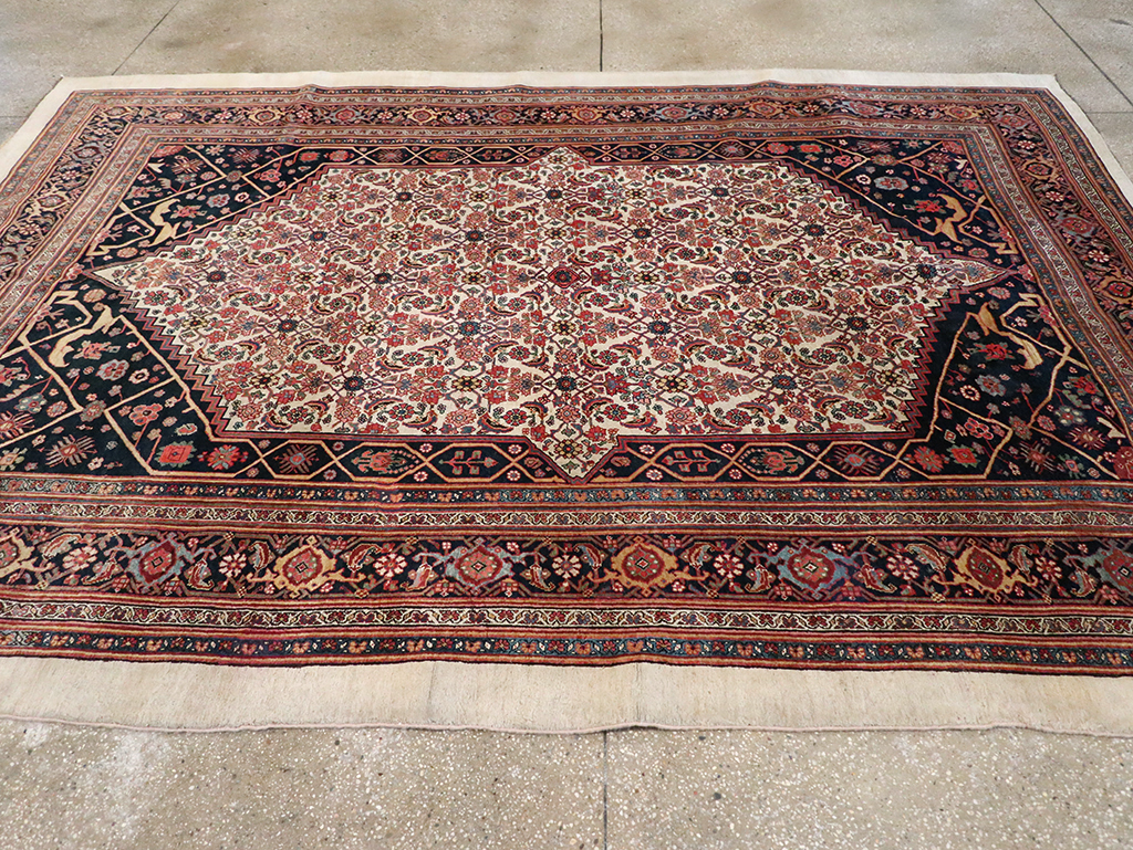 Antique Persian Bidjar Accent Carpet, No.30911 - Gsblank