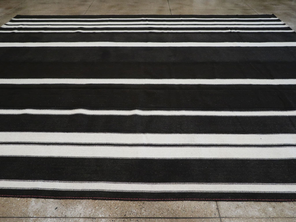 Modern Turkish Flatweave Kilim Large Room Size Carpet, No.30915 - Gsblank