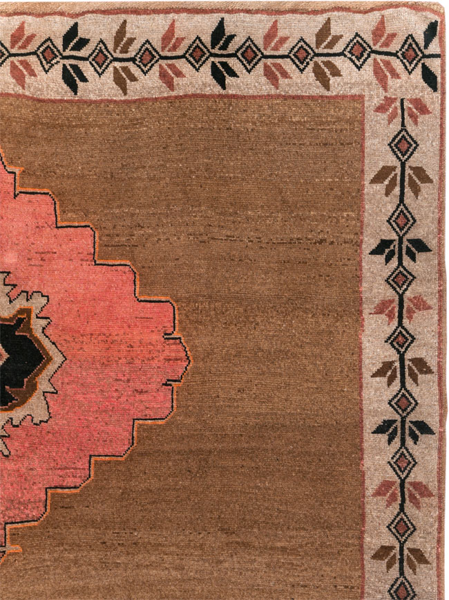 Vintage Turkish Anatolian Room Size Carpet, No.30919 - Gsblank