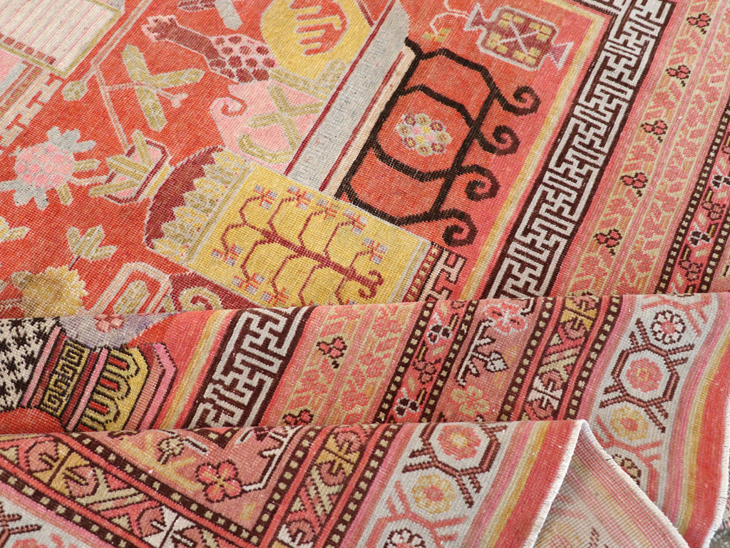 Antique East Turkestan Vase Khotan Room Size Carpet, No.30927 - Gsblank