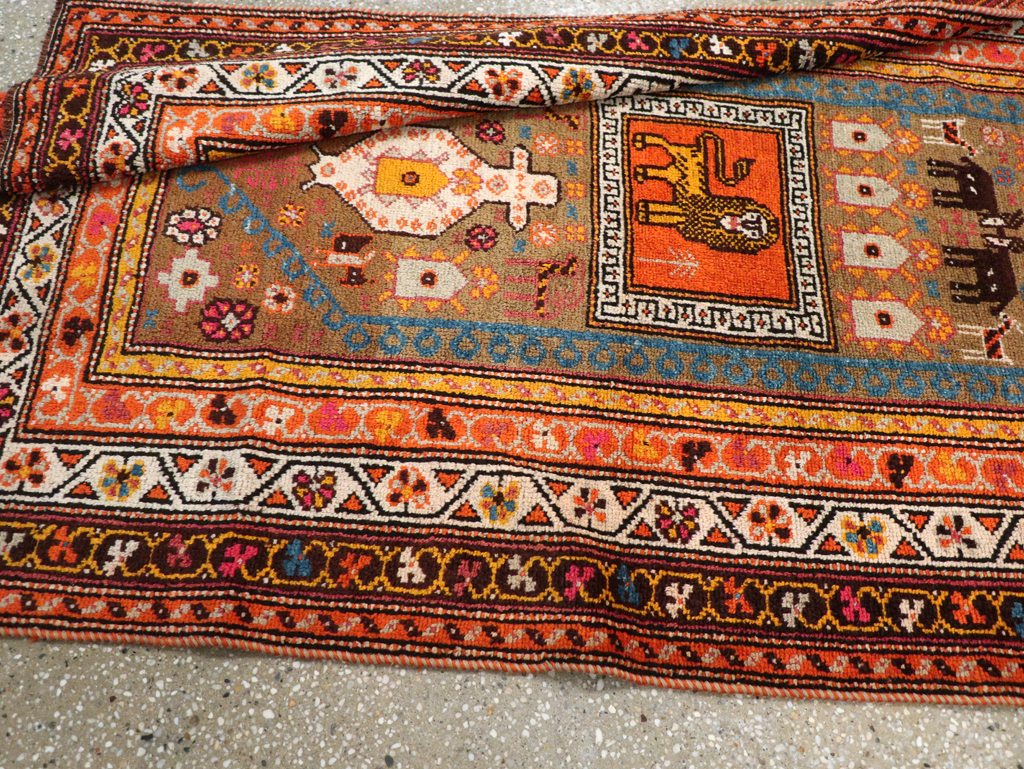 Vintage Anatolian Pictorial Rug, No.30928 - Gsblank