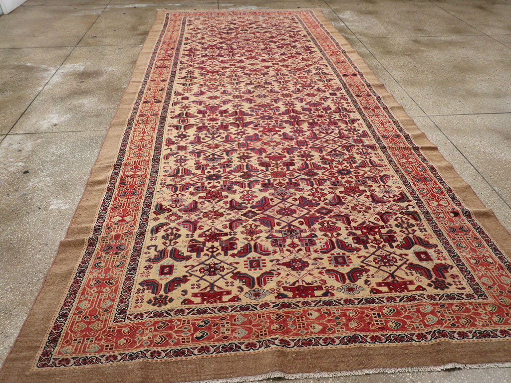 Antique Persian Malayer Gallery Carpet, No.30939 - Gsblank