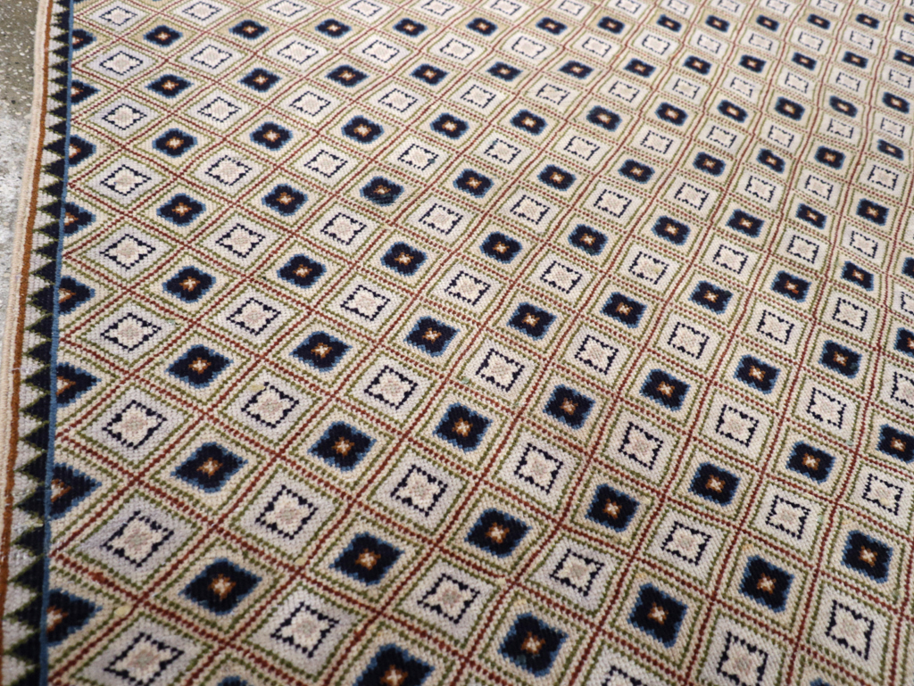 Vintage Persian Kashan Accent Rug (Pair: 1 of 2), No.30945 - Gsblank