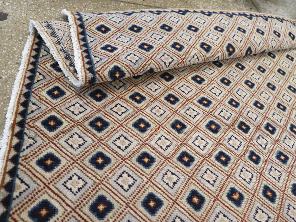 Vintage Persian Kashan Accent Rug (Pair: 1 of 2), No.30945 - Gsblank