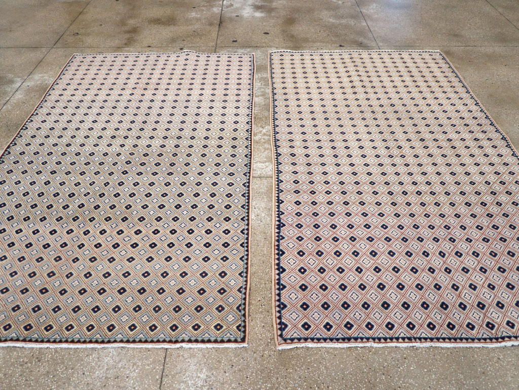 Vintage Persian Kashan Accent Rug (Pair: 1 of 2), No.30945 - Gsblank