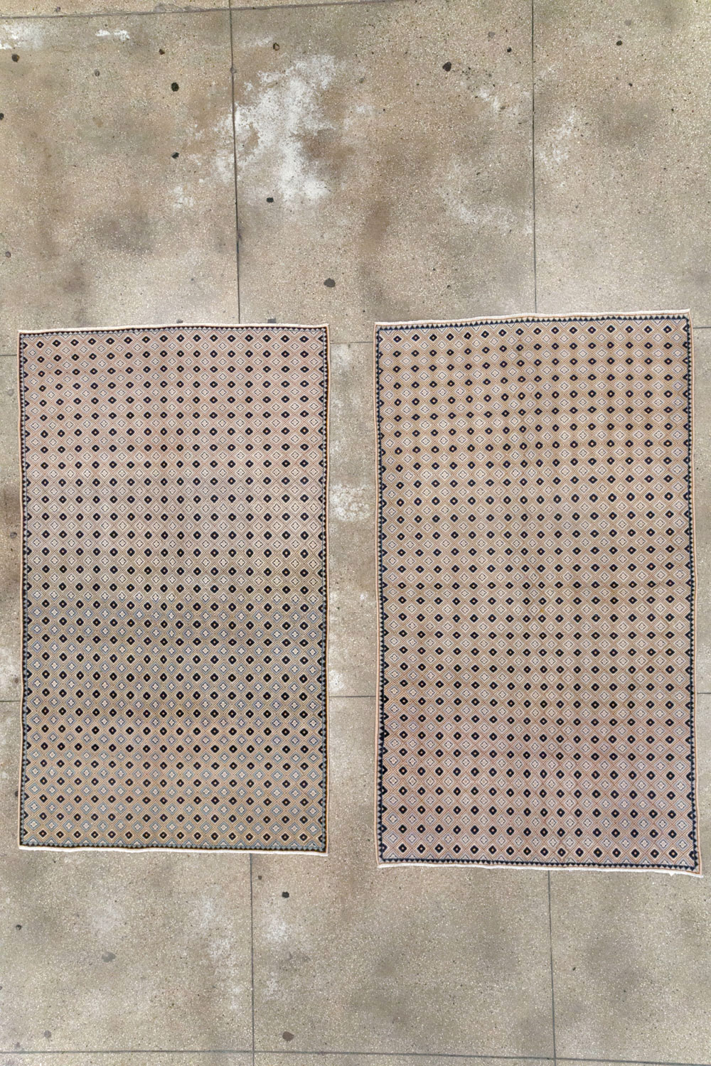 Vintage Persian Kashan Accent Rug (Pair: 1 of 2), No.30945 - Gsblank