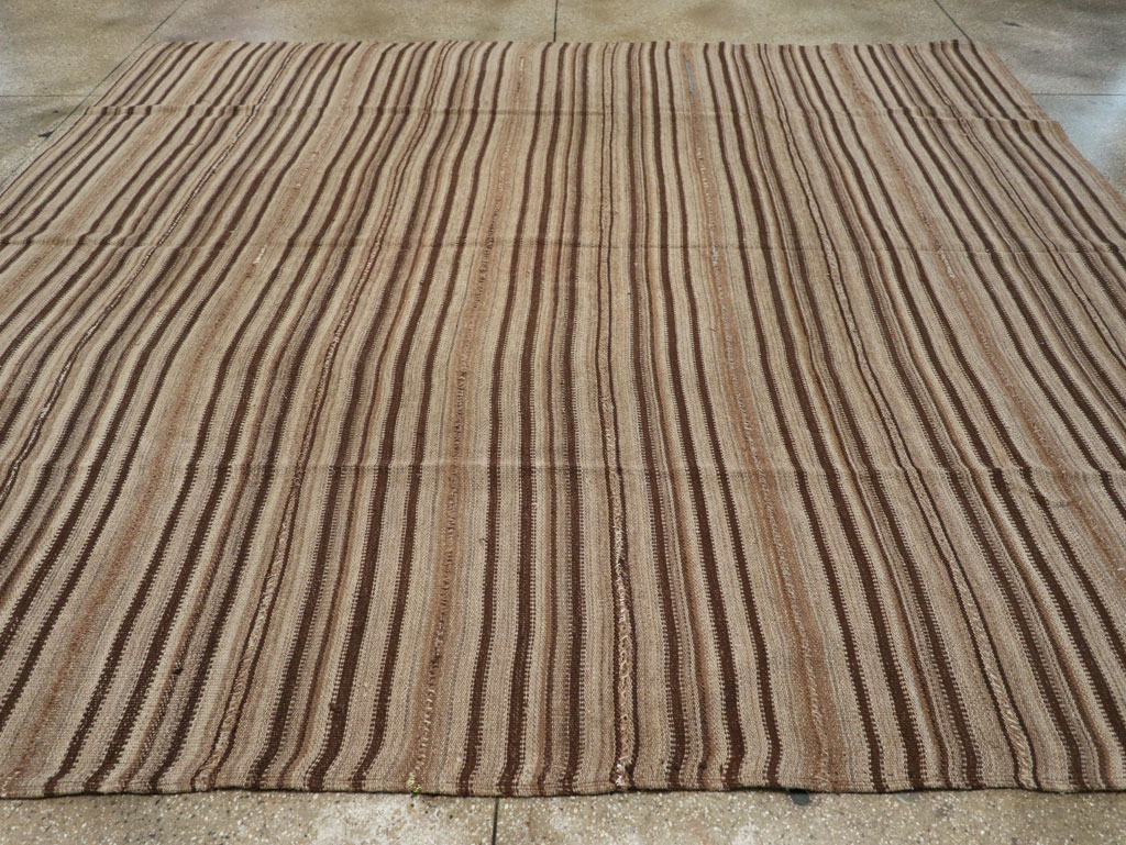 Vintage Turkish Flatweave Kilim Square Room Size Carpet, No.30949 - Gsblank