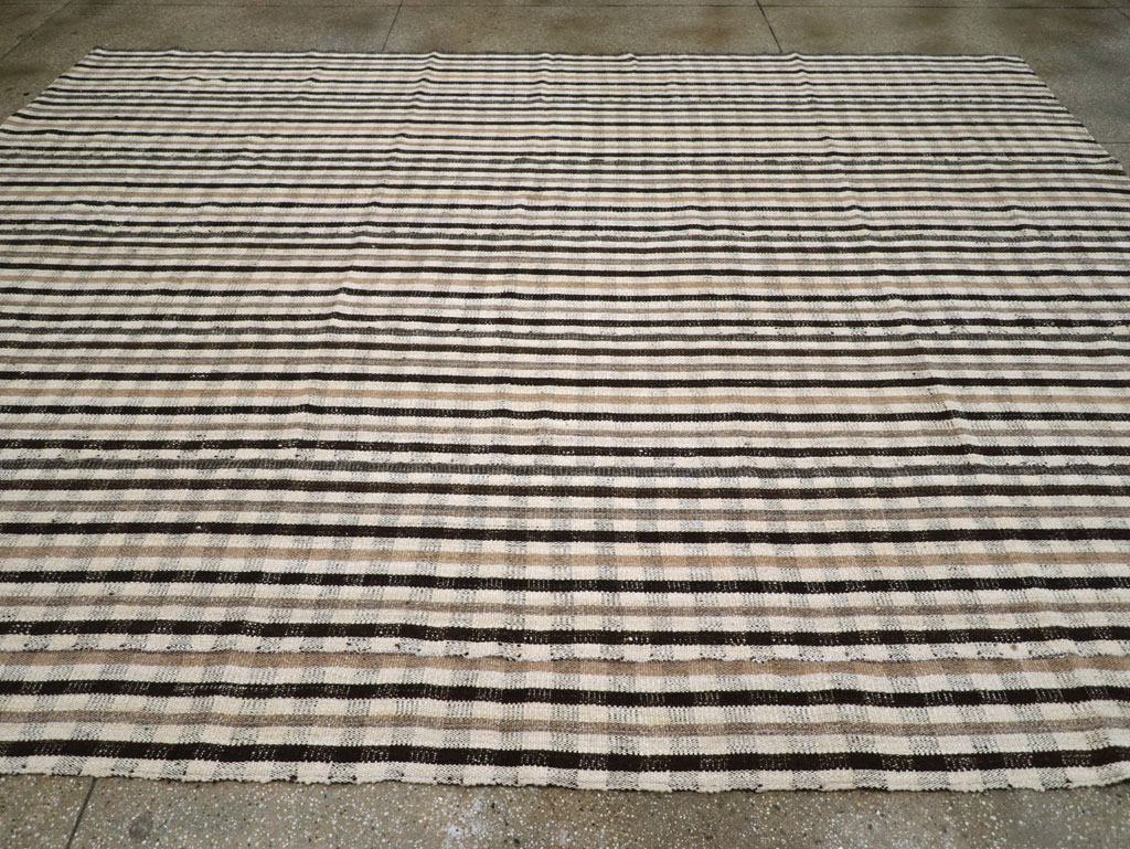 Vintage Persian Plaid Flatweave Kilim Room Size Carpet, No.30952 - Gsblank