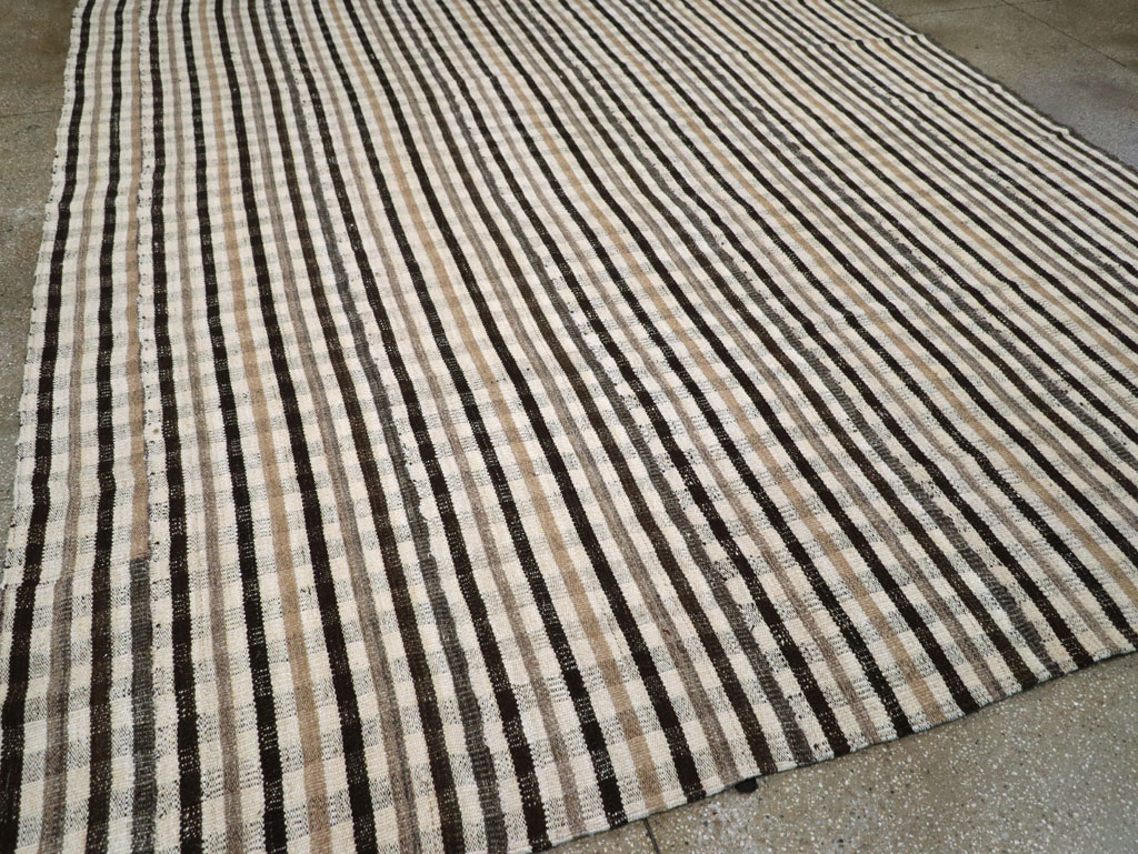 Vintage Persian Plaid Flatweave Kilim Room Size Carpet, No.30952 - Gsblank