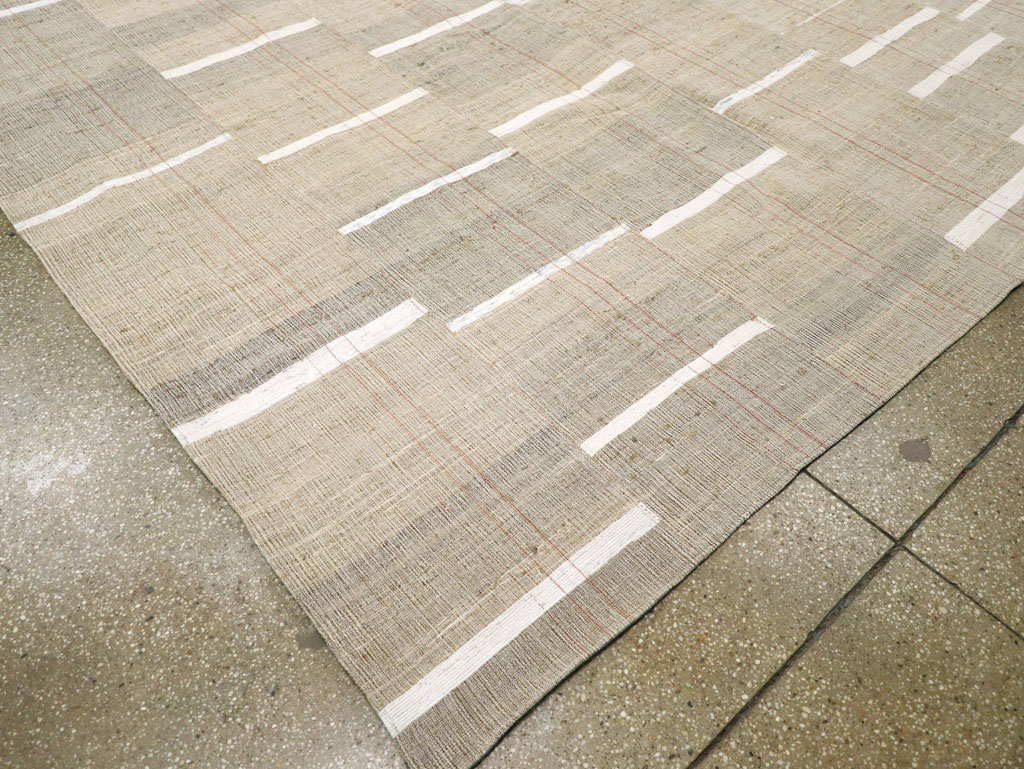 Contemporary Turkish Flatweave Kilim Room Size Carpet, No.30962 - Gsblank