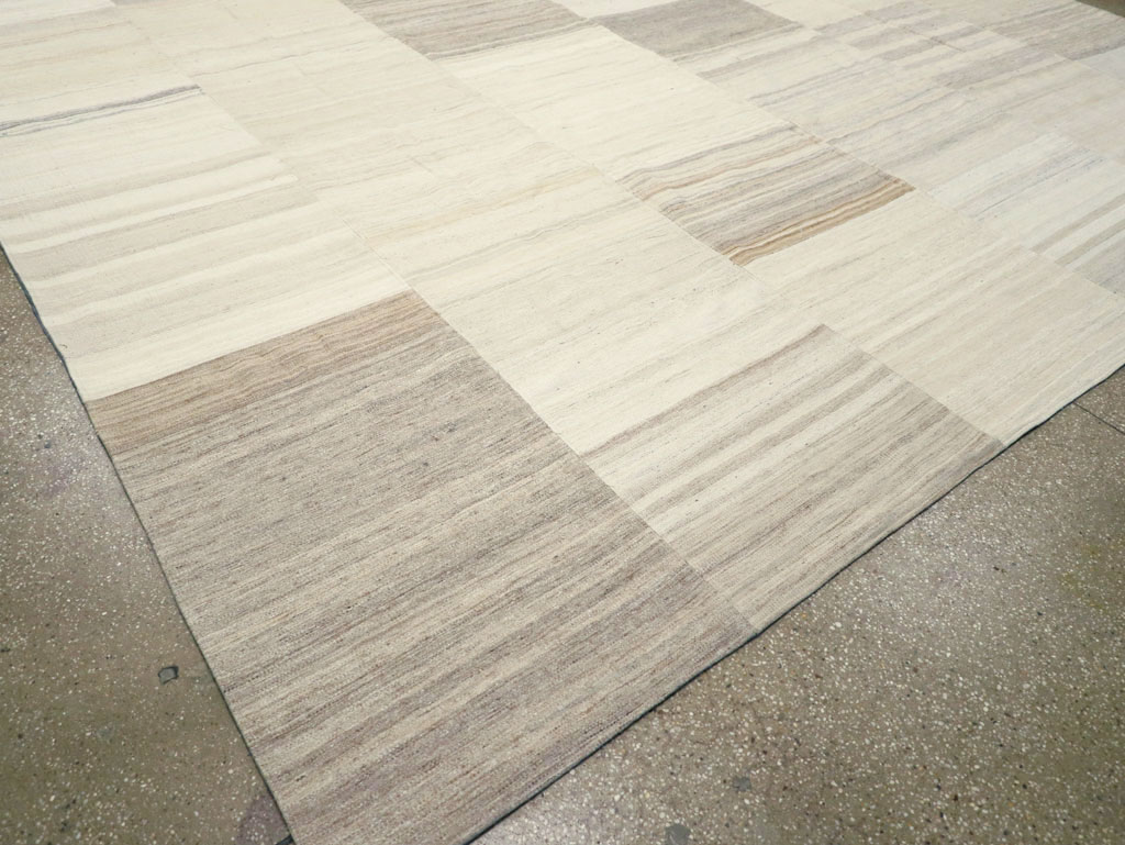 Modern Turkish Flatweave Kilim Large Room Size Carpet, No.30967 - Gsblank