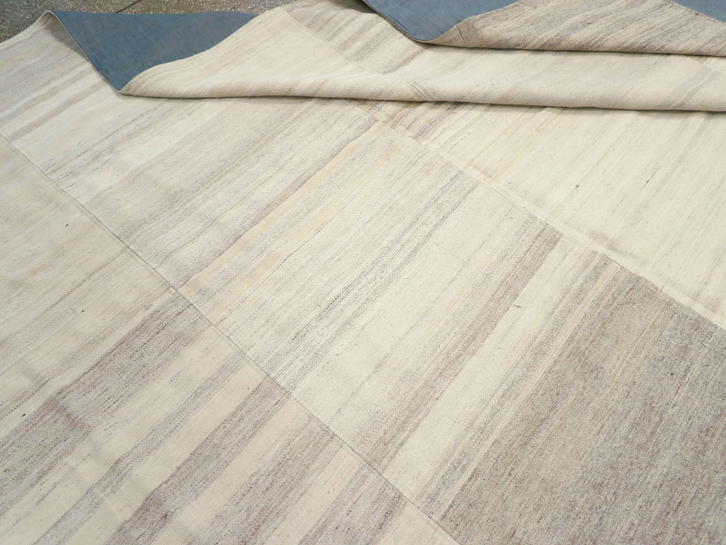 Modern Turkish Flatweave Kilim Large Room Size Carpet, No.30967 - Gsblank