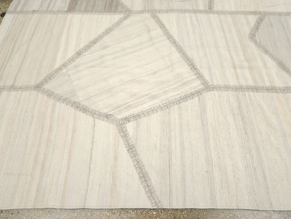 Modern Turkish Flatweave Kilim, No.30971 - Gsblank