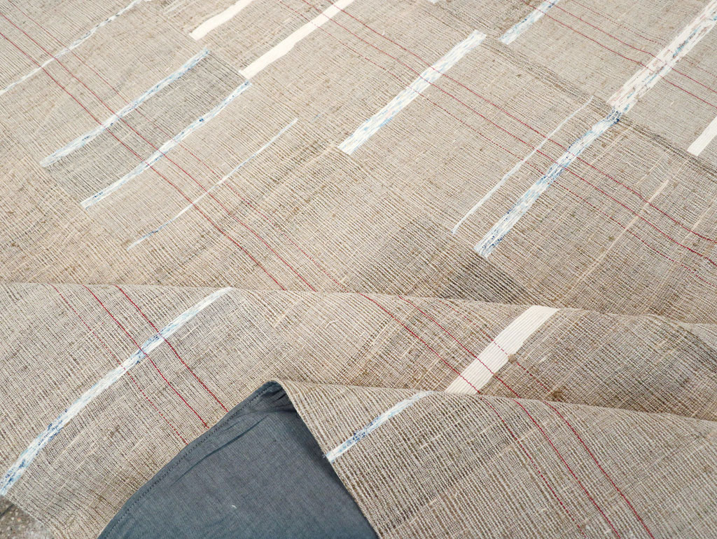 Contemporary Turkish Flatweave Kilim Room Size Carpet, No.30974 - Gsblank