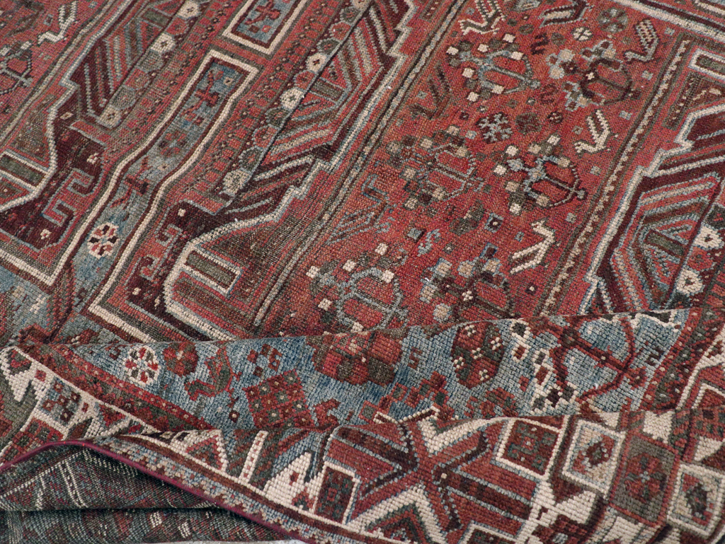 Antique Persian Shiraz Rug, No.31003 - Gsblank