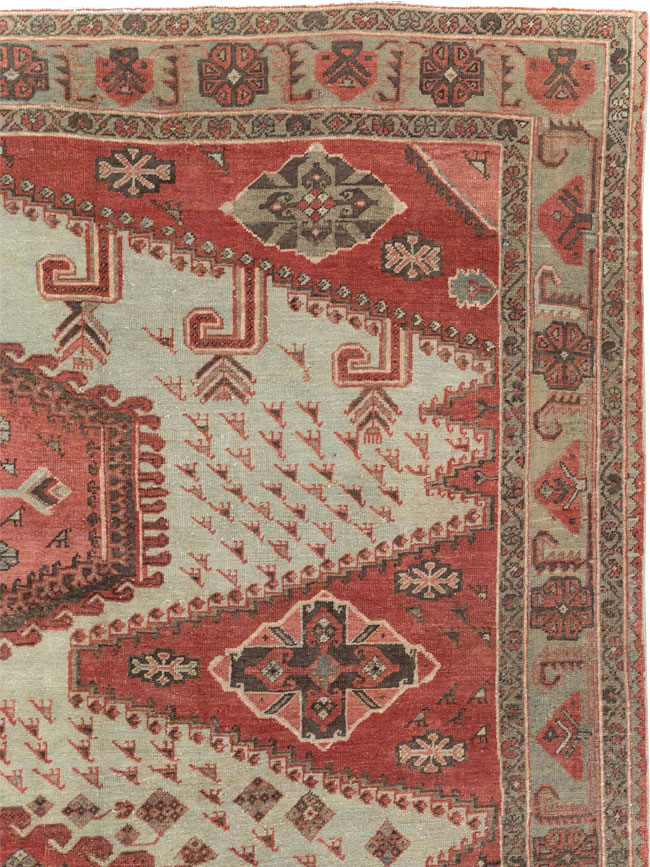 Vintage Persian Veece Room Size Carpet, No.31004 - Gsblank