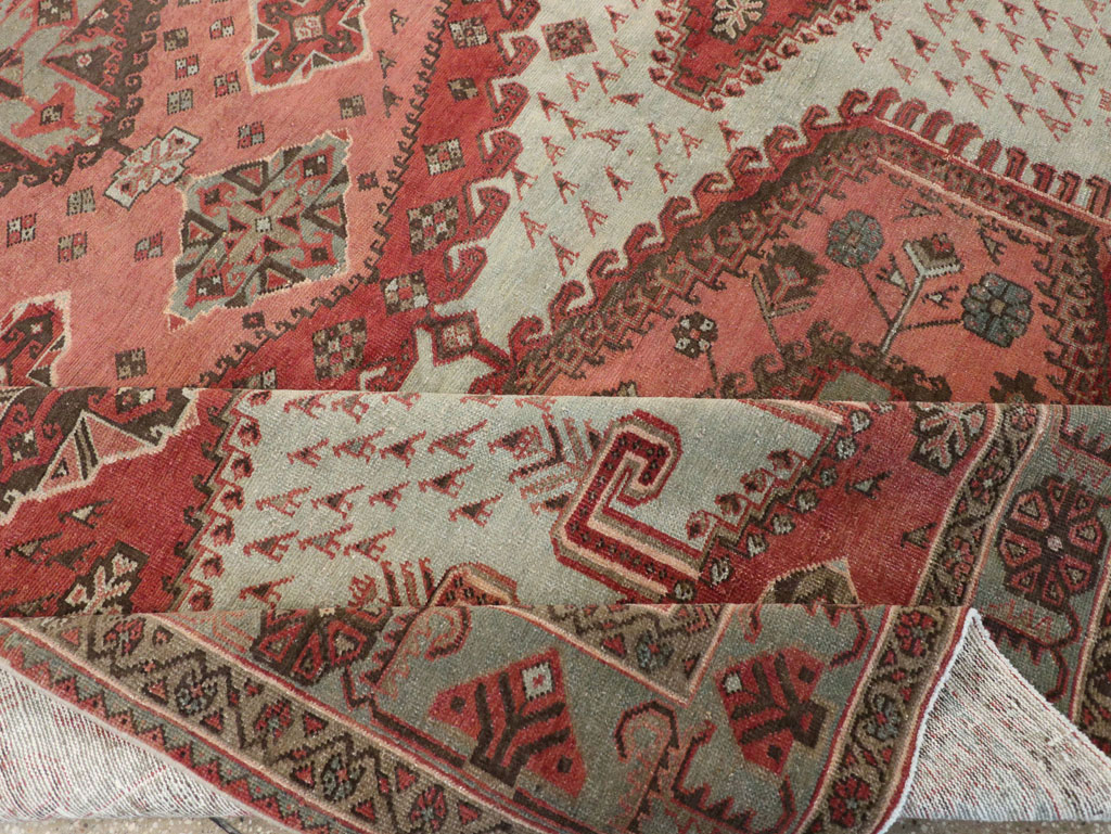 Vintage Persian Veece Room Size Carpet, No.31004 - Gsblank