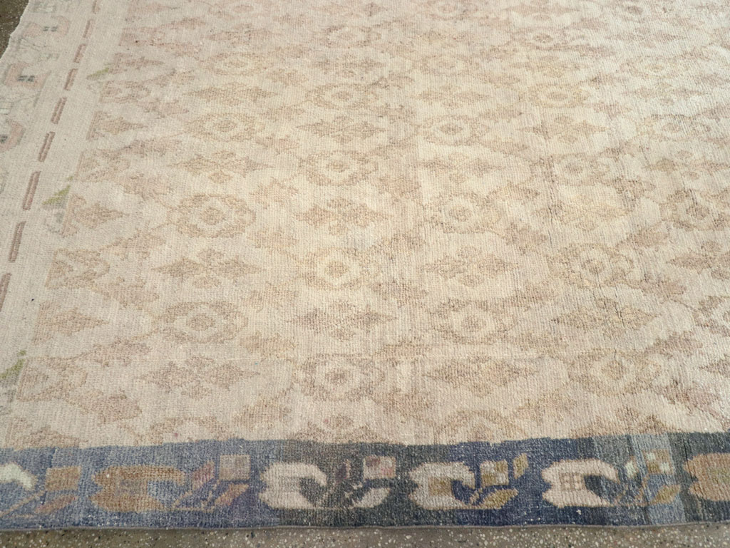 Vintage Anatolian Gallery Carpet, No.31005 - Gsblank