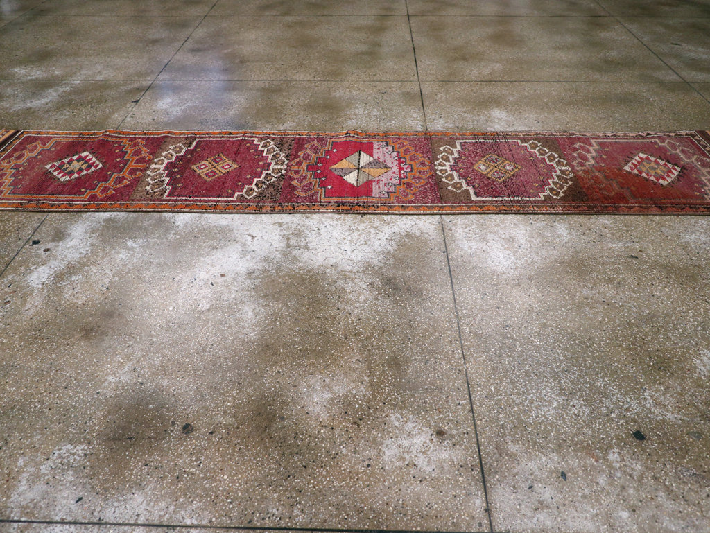 Vintage Anatolian Runner, No.31010 - Gsblank