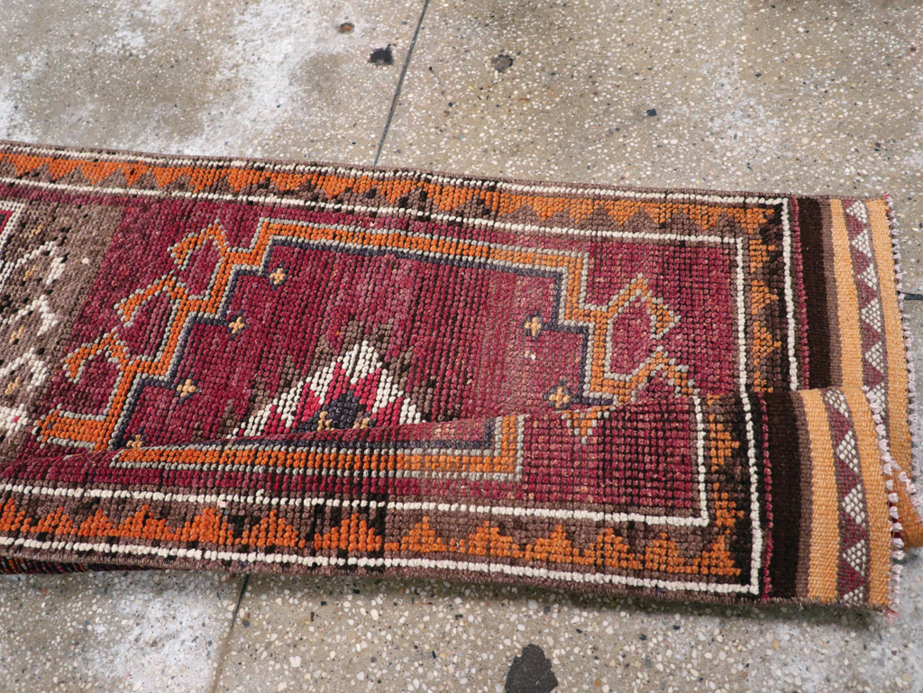 Vintage Anatolian Runner, No.31010 - Gsblank